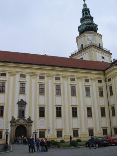 Kroměřížský zámek ze předu